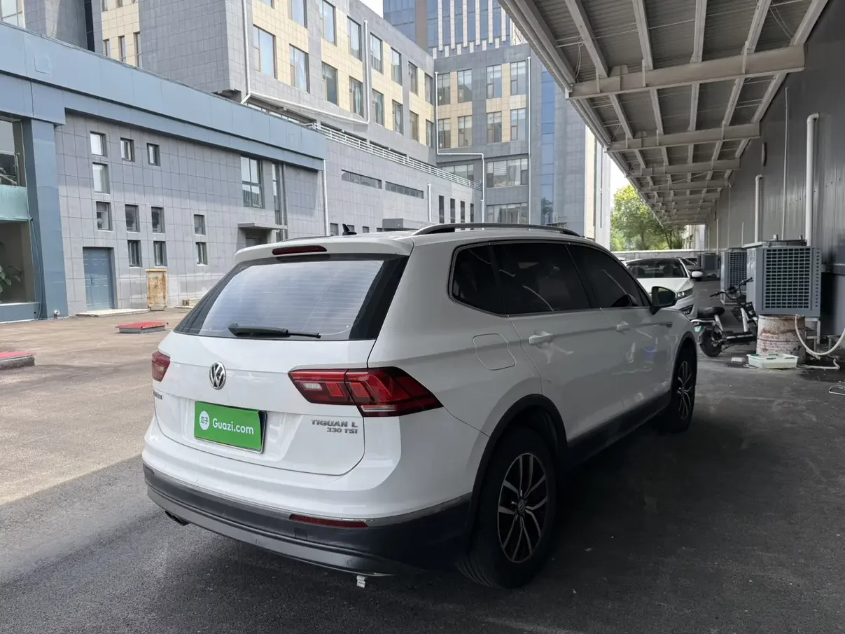 Volkswagen Tiguan L