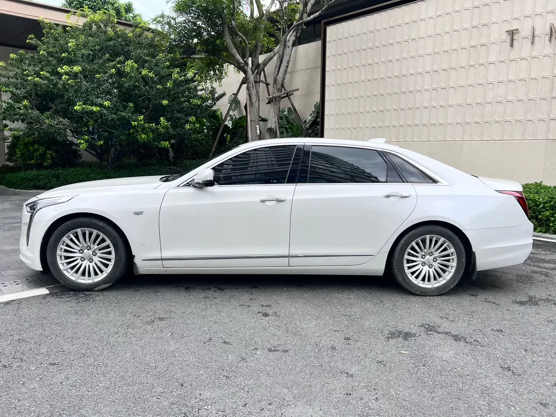 Cadillac CT6