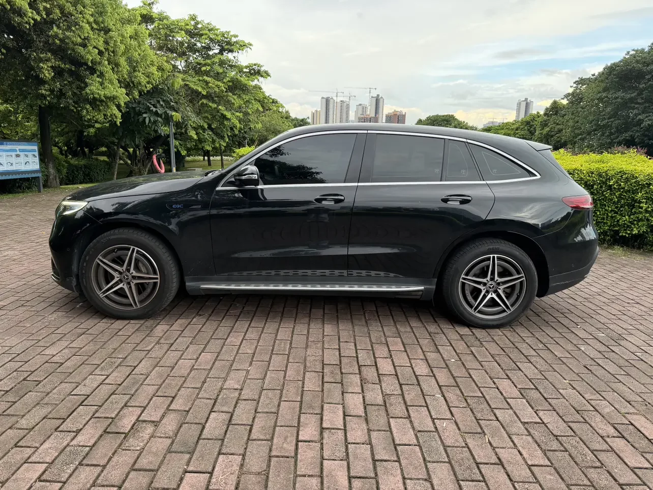 Mercedes-Benz EQC
