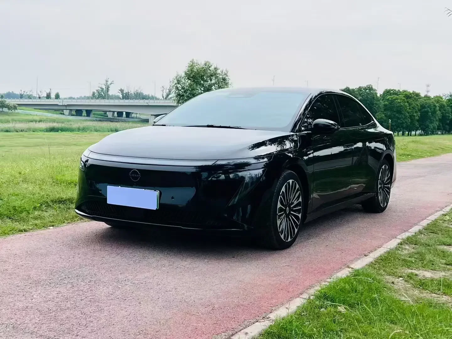 Nissan N7