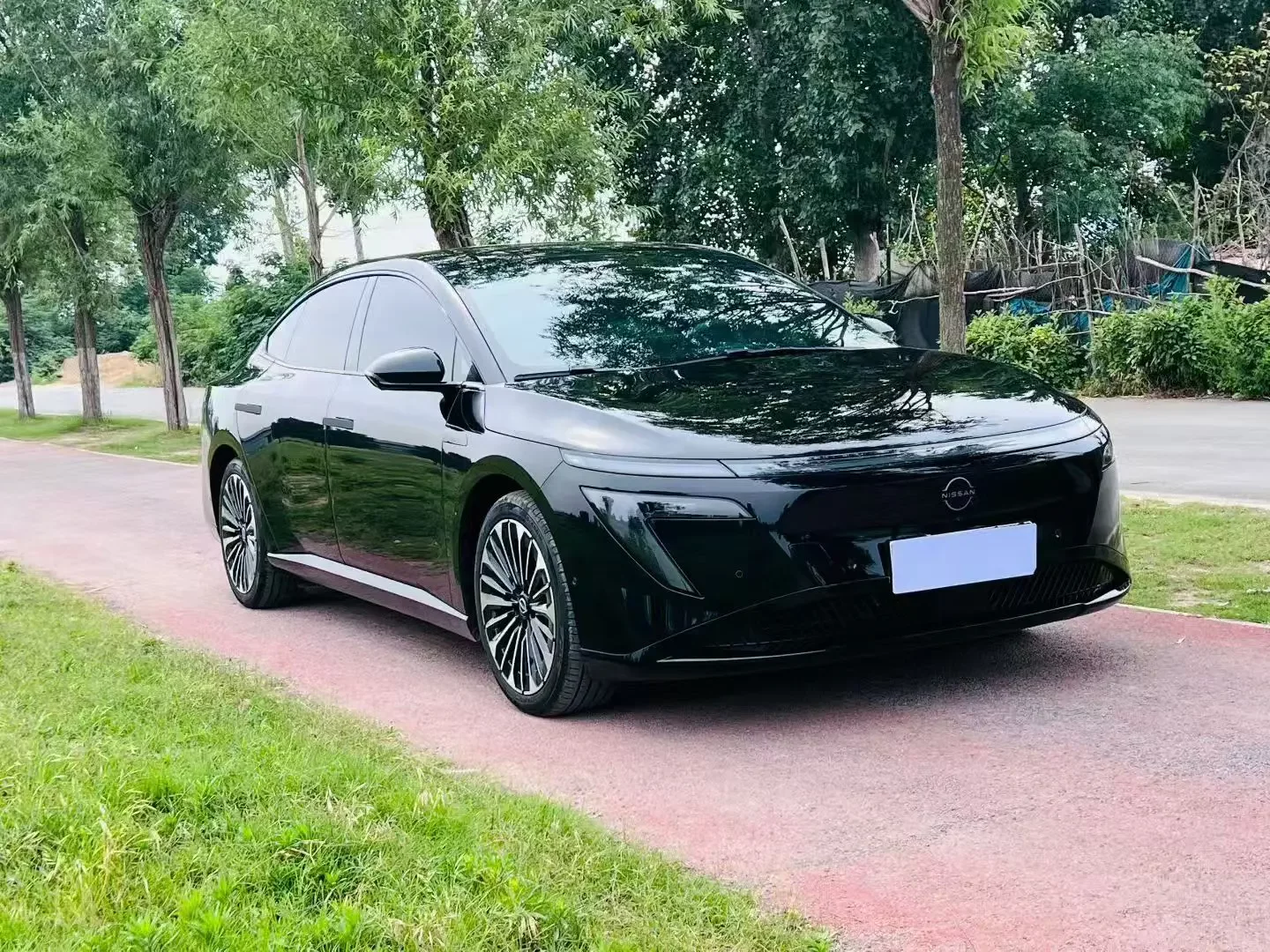 Nissan N7