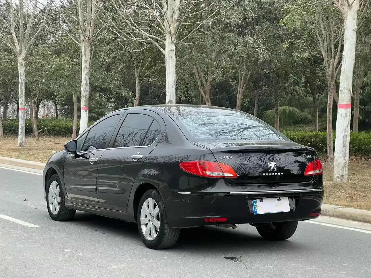 Peugeot 408