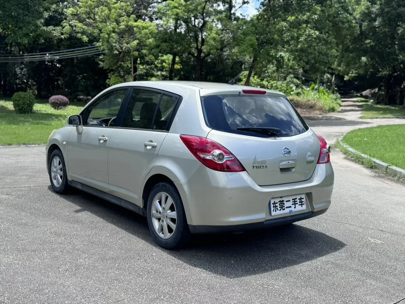 Nissan Tiida