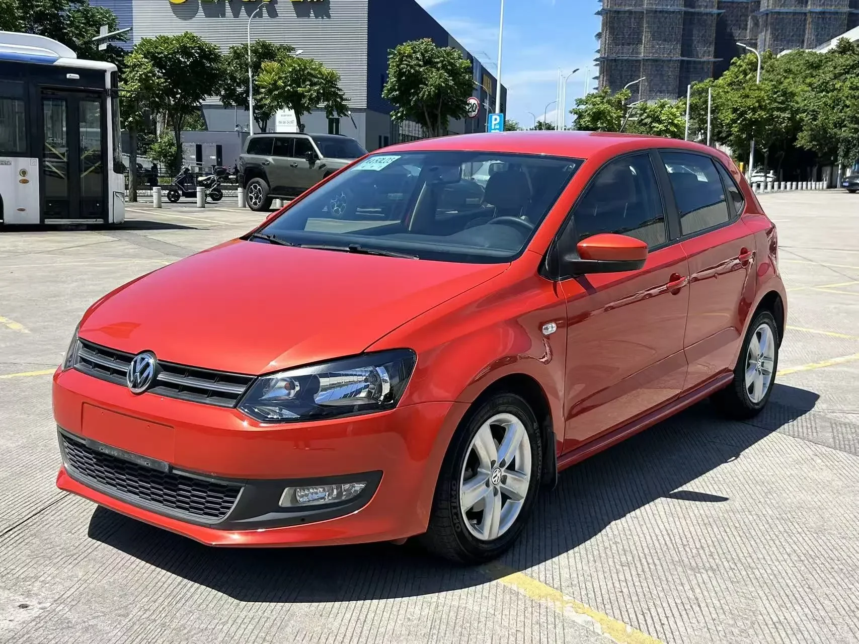 Volkswagen Polo  из Китая