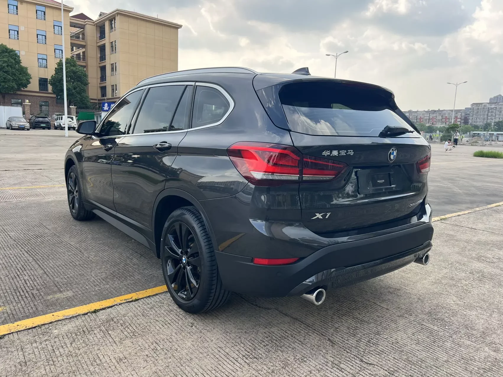 BMW X1