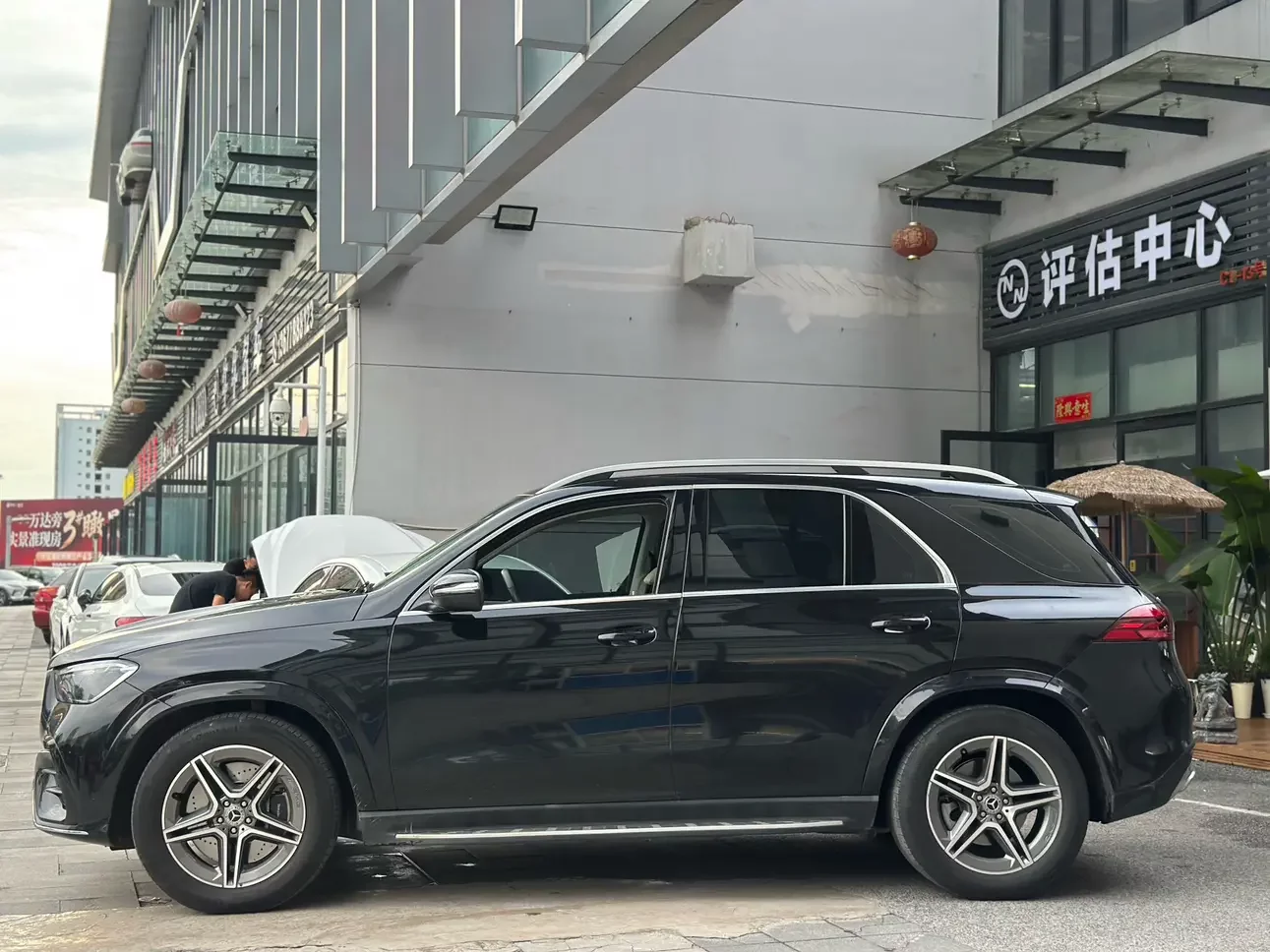 Mercedes-Benz GLE (Imported)