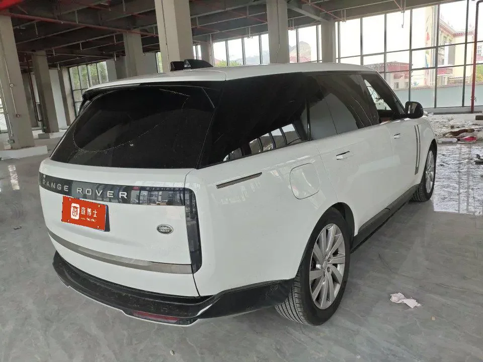 Land Rover range rover