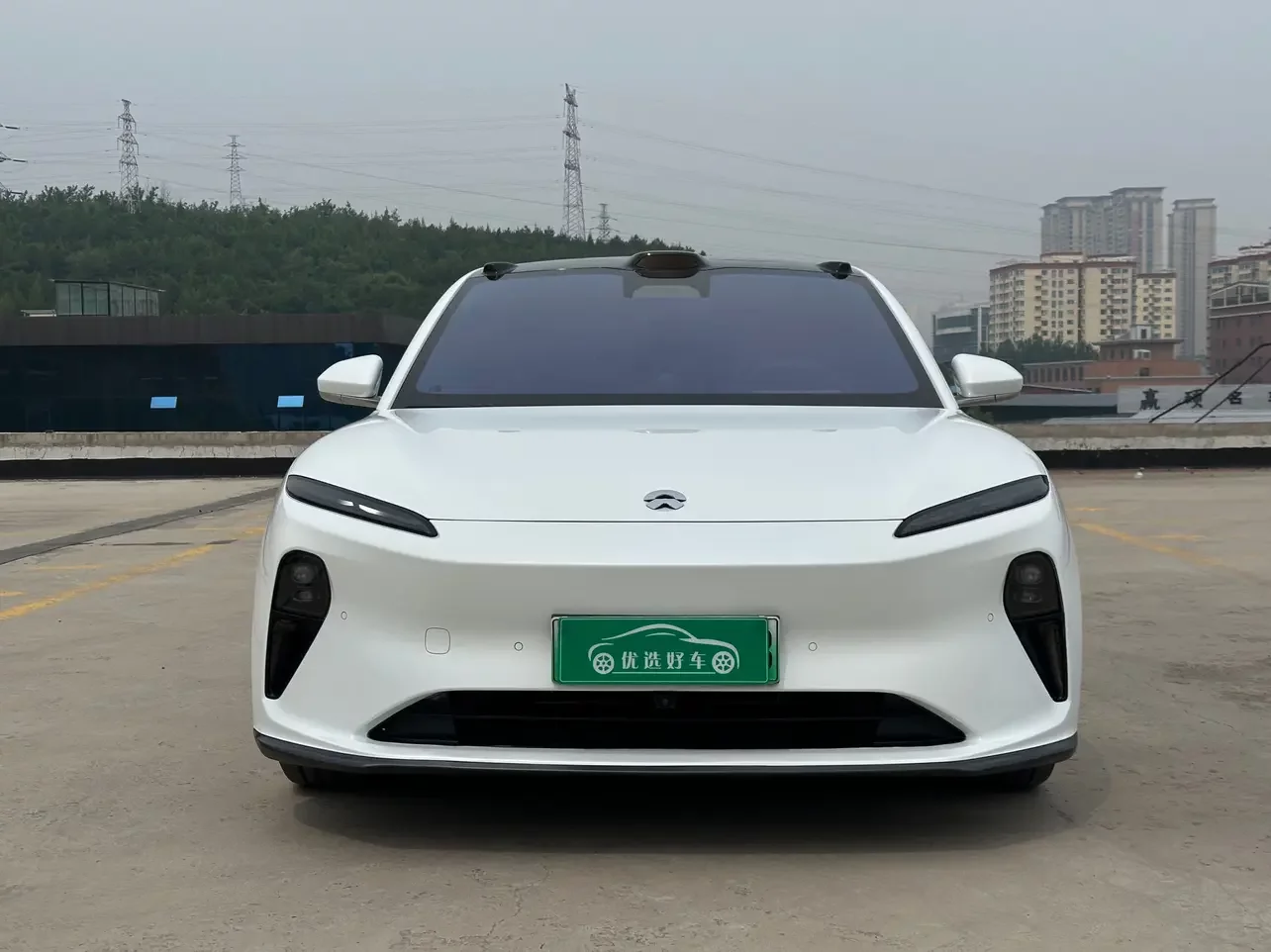 NIO ET5