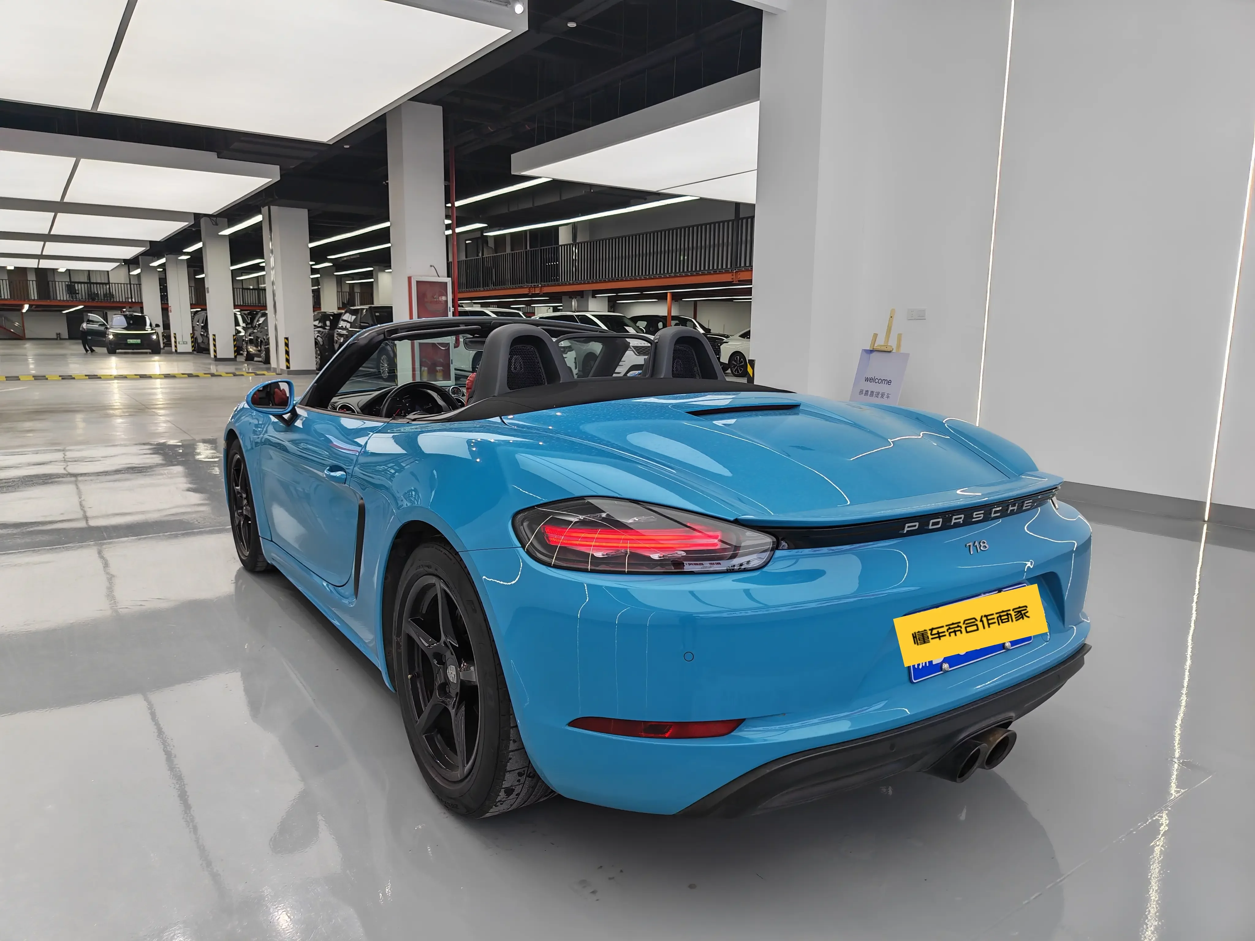 Porsche 718