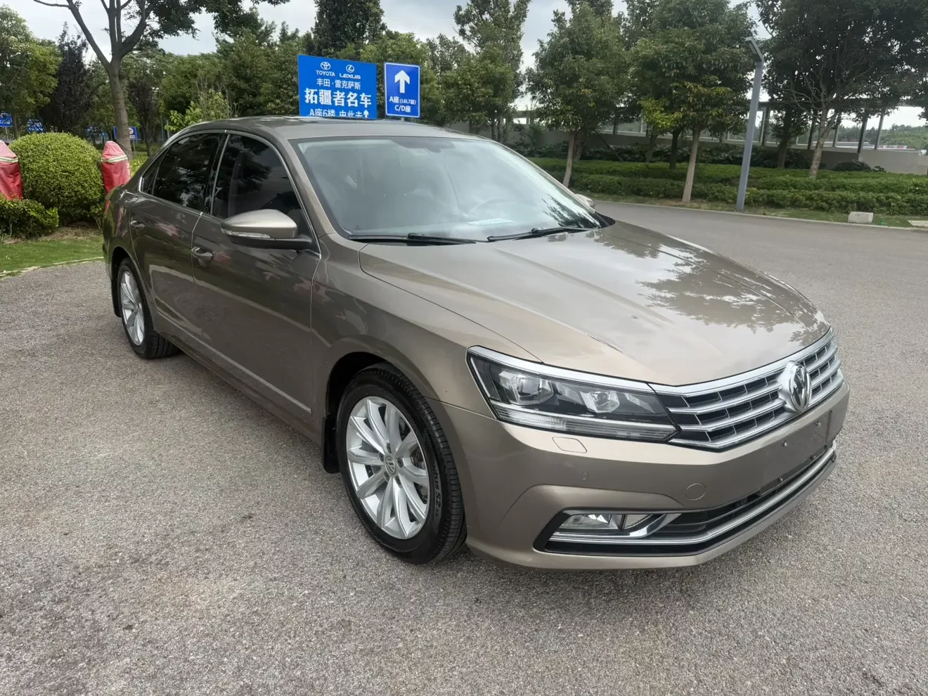 Volkswagen Passat