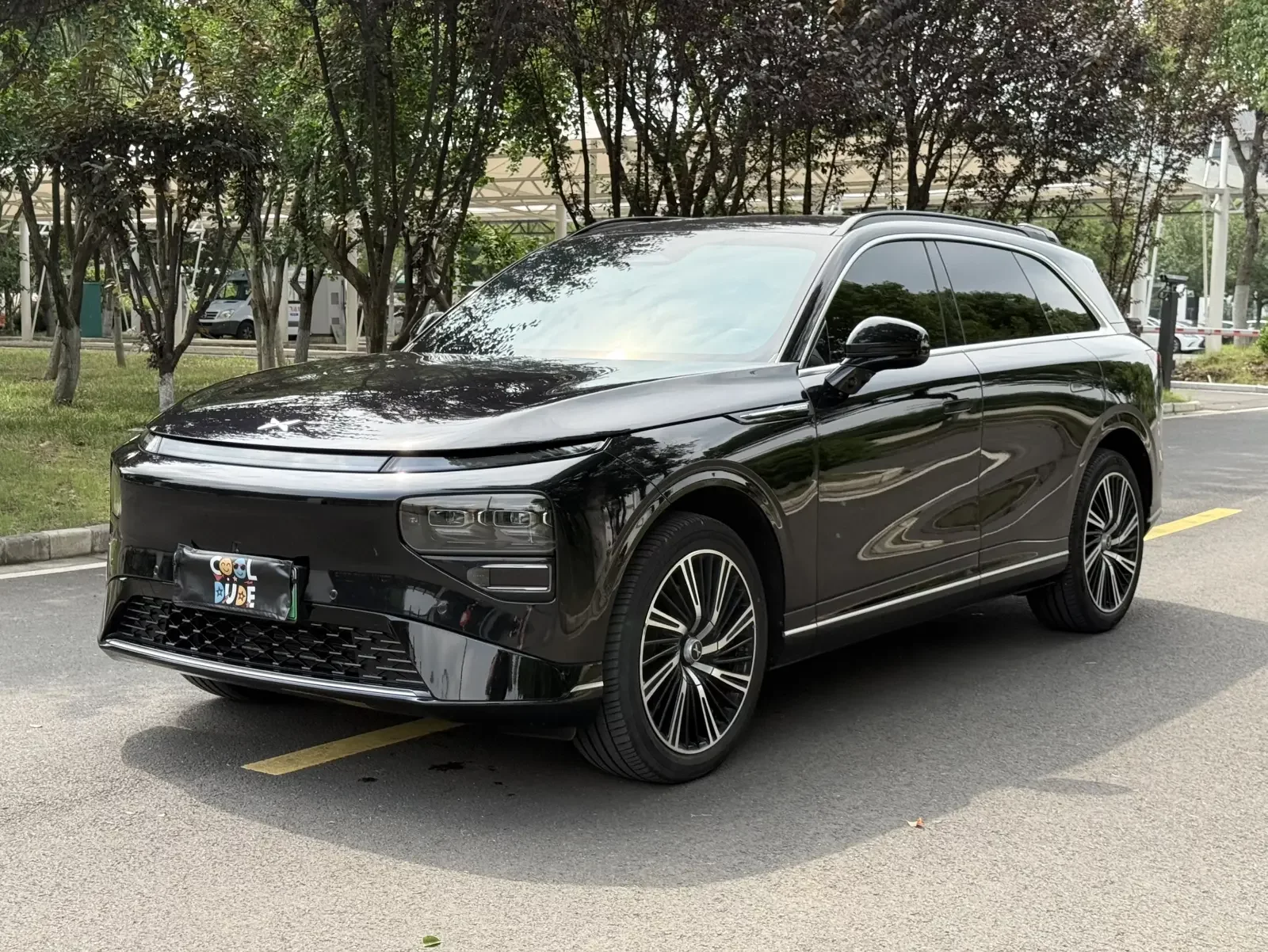 Xpeng G9