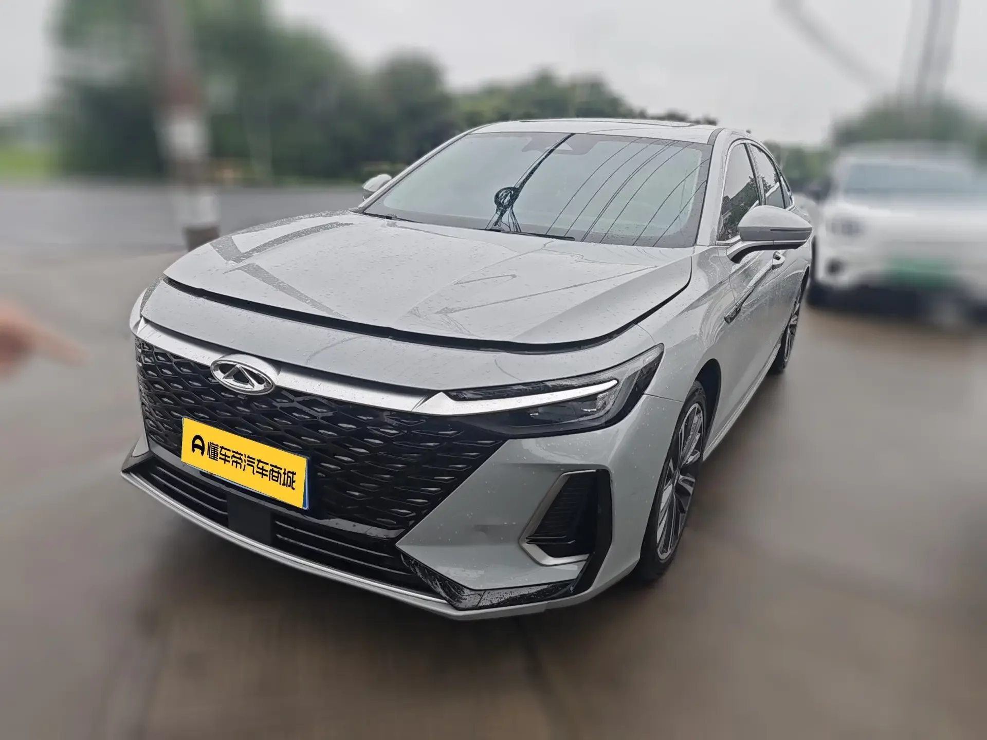 Chery Arrizo 8