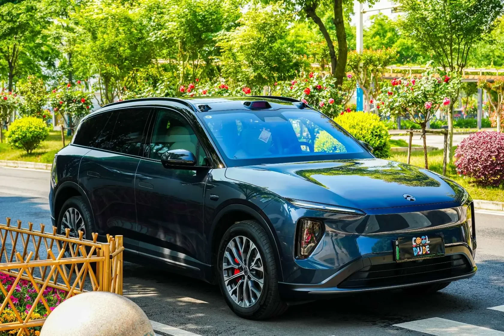 NIO ES6