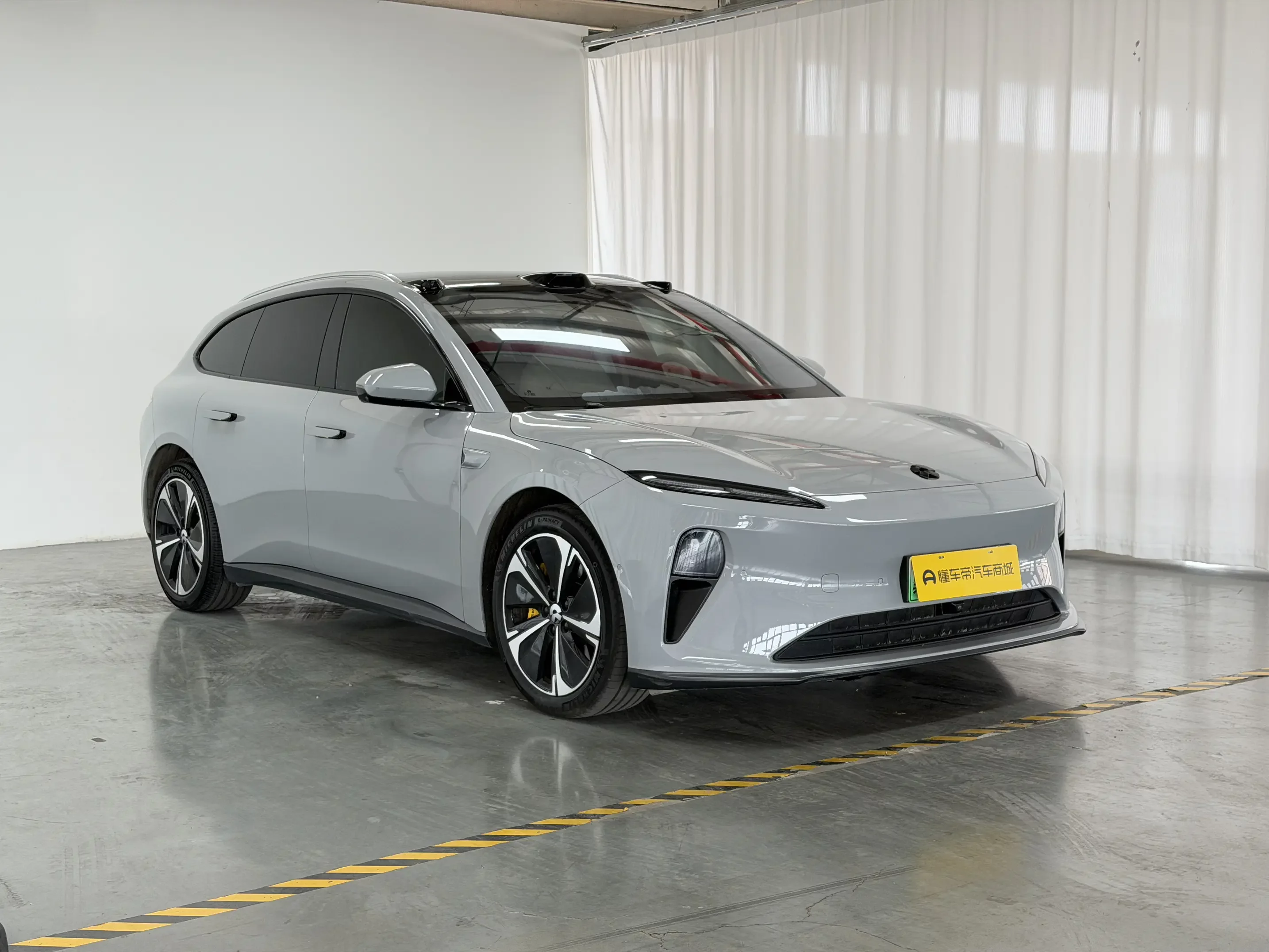 NIO ET5T