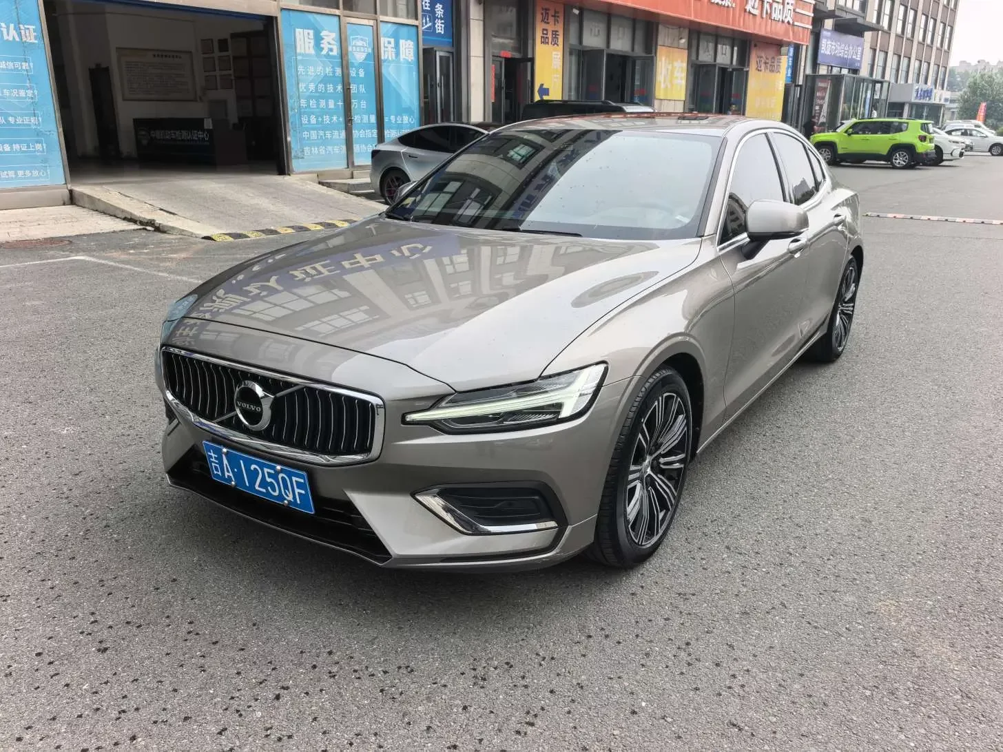 Volvo S60