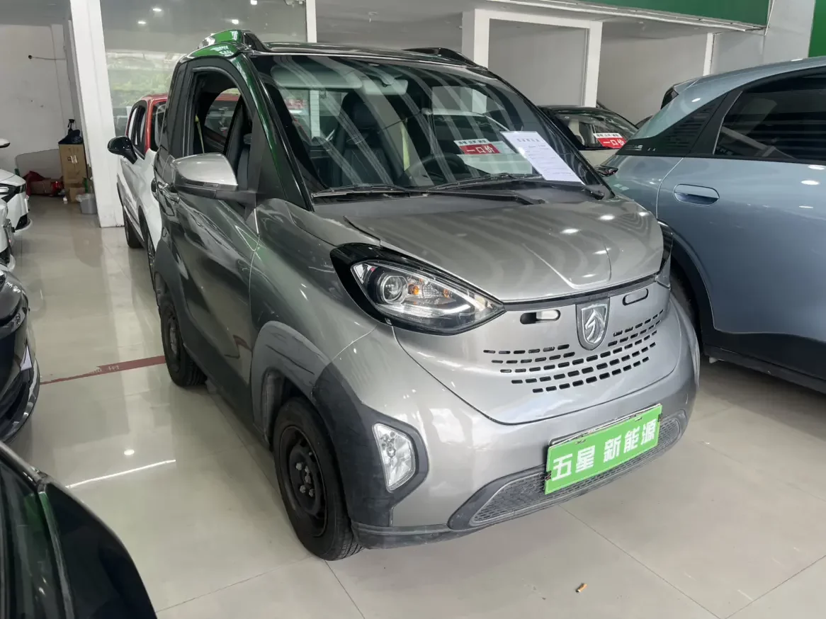 Baojun E100