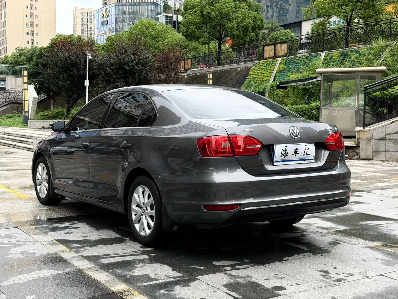 Volkswagen Sagitar