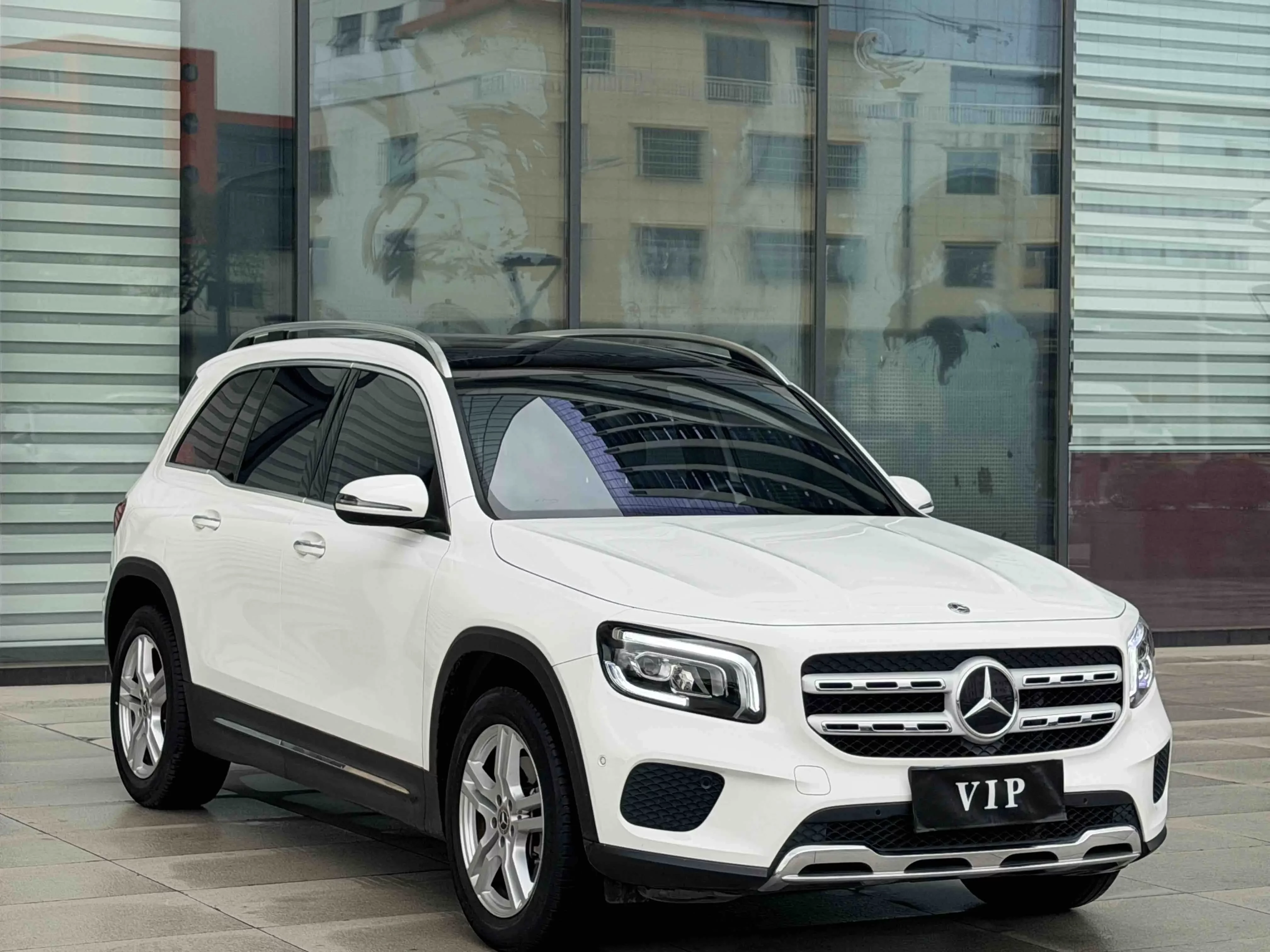 Mercedes-Benz GLB