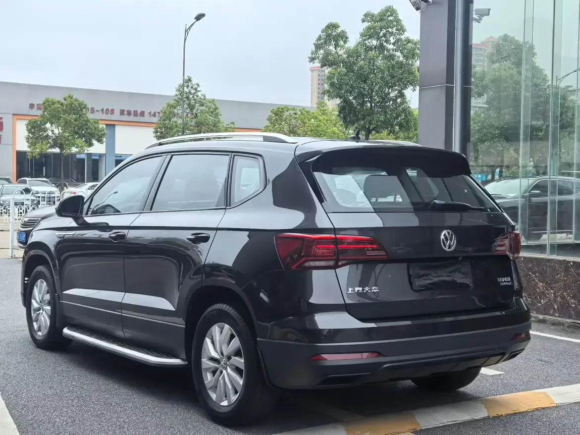 Volkswagen Tharu