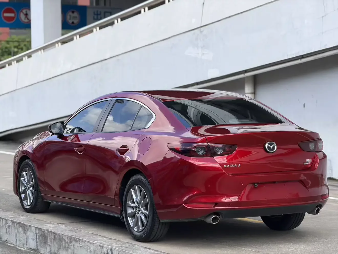 Mazda Axela