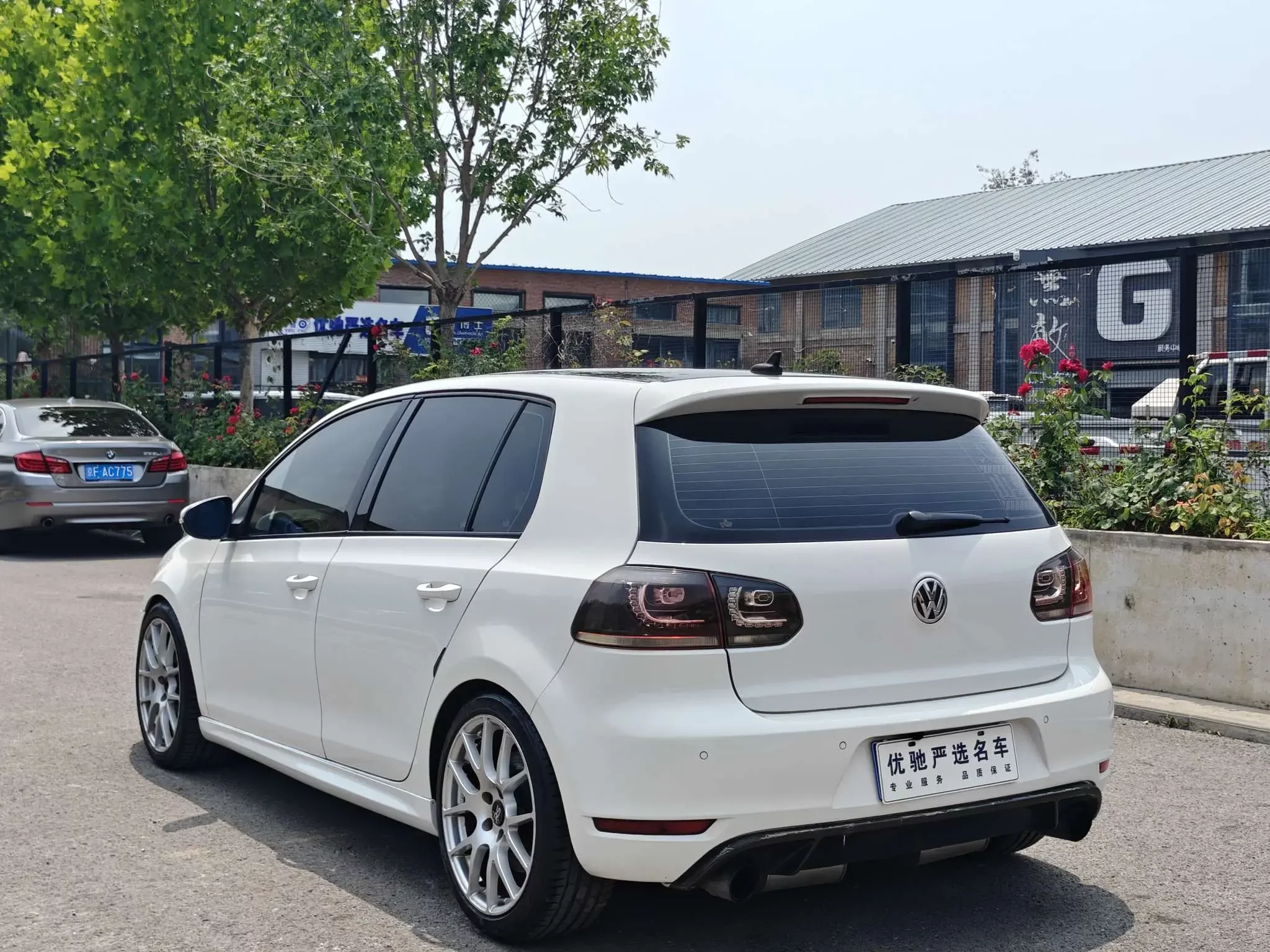Volkswagen Golf GTI