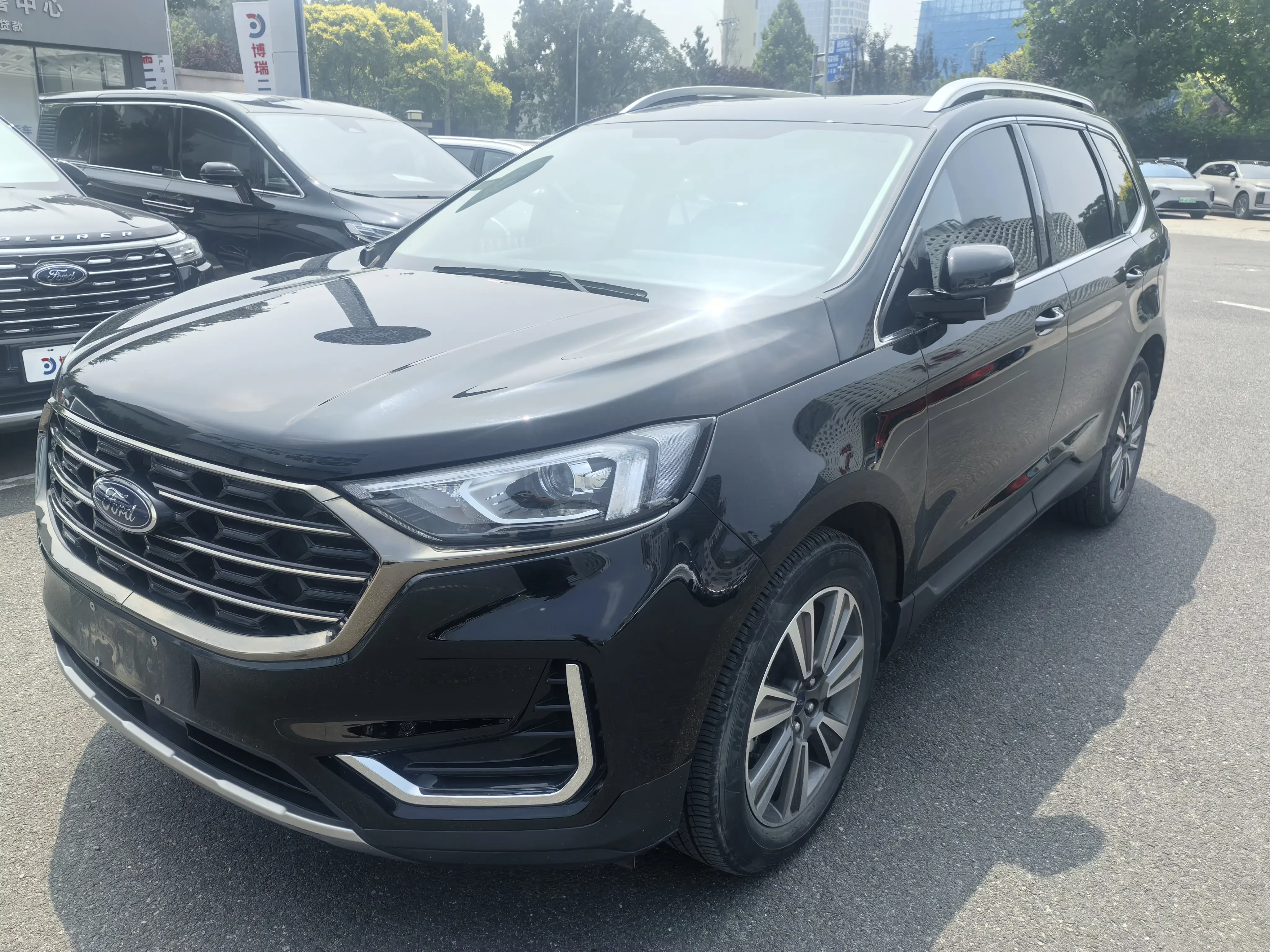 Ford sharp boundary