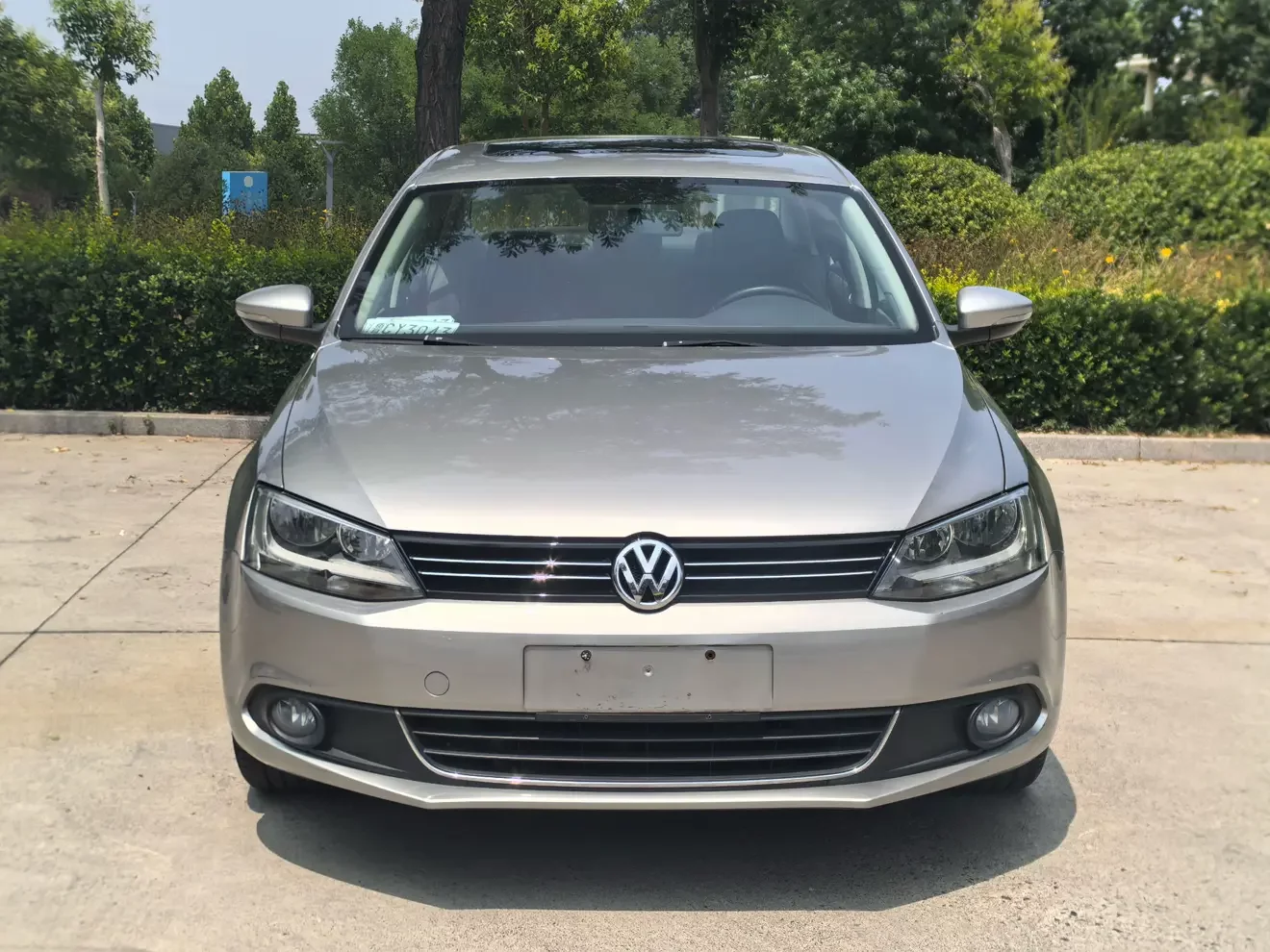 Volkswagen Sagitar