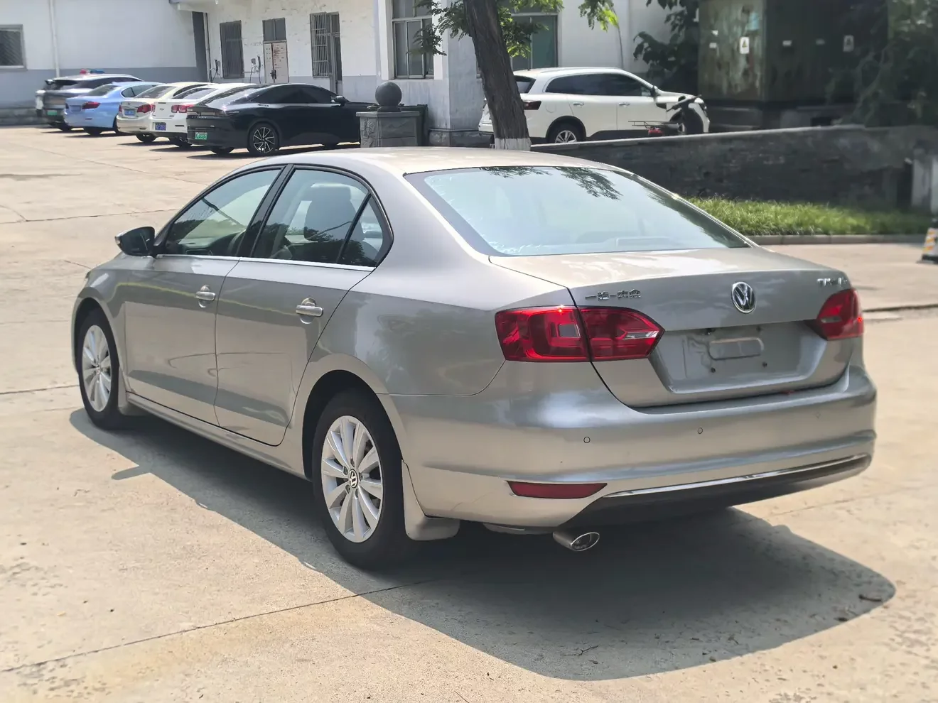 Volkswagen Sagitar