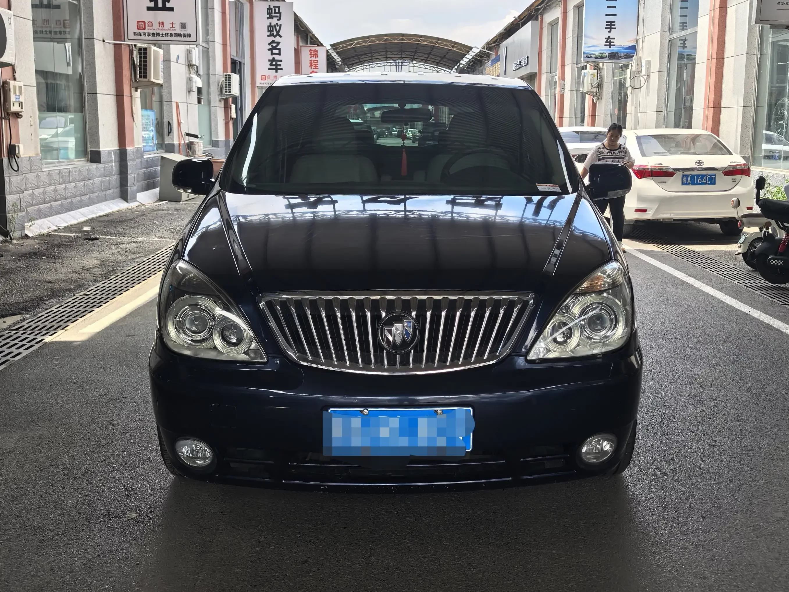 Buick GL8