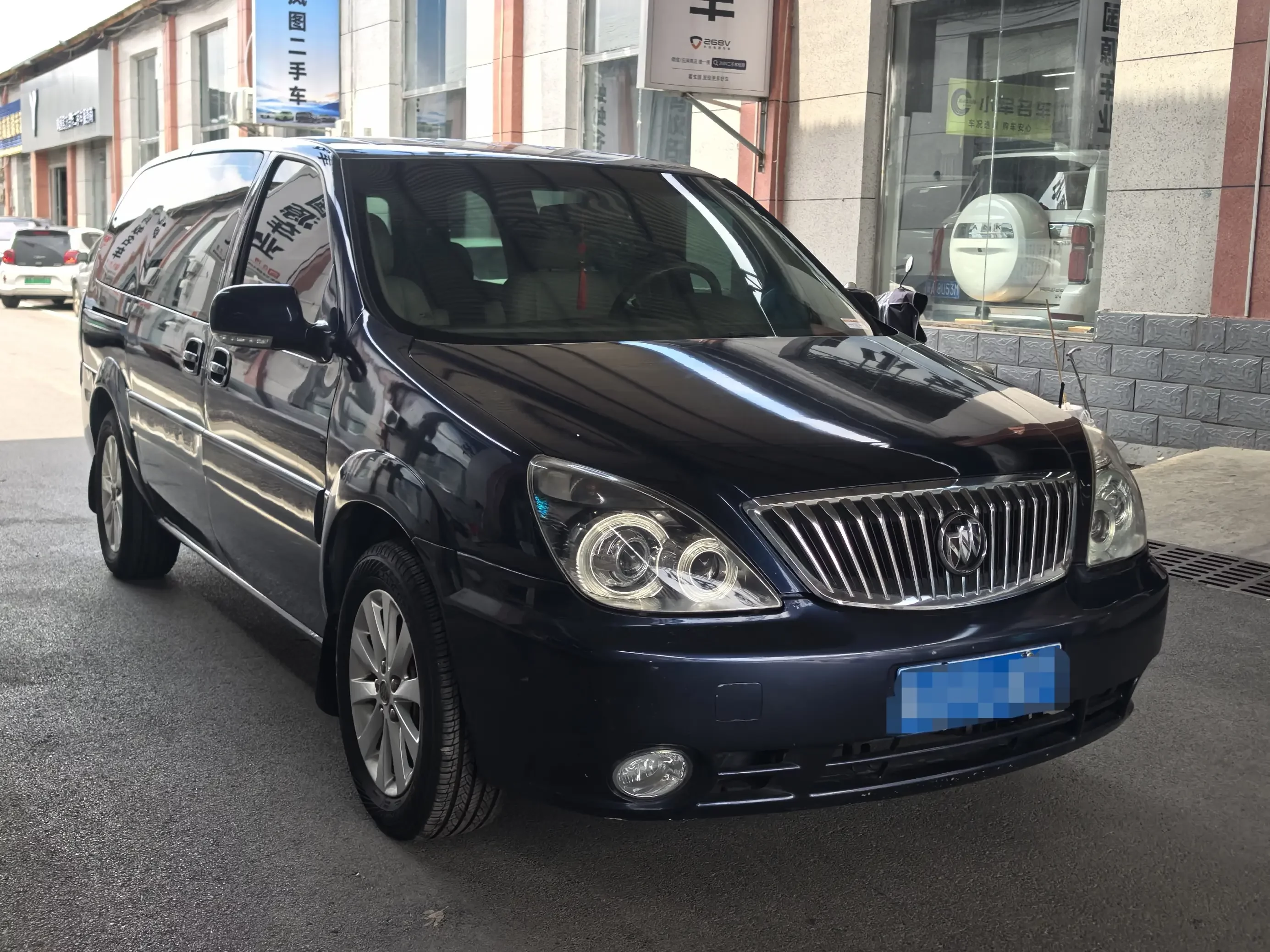 Buick GL8