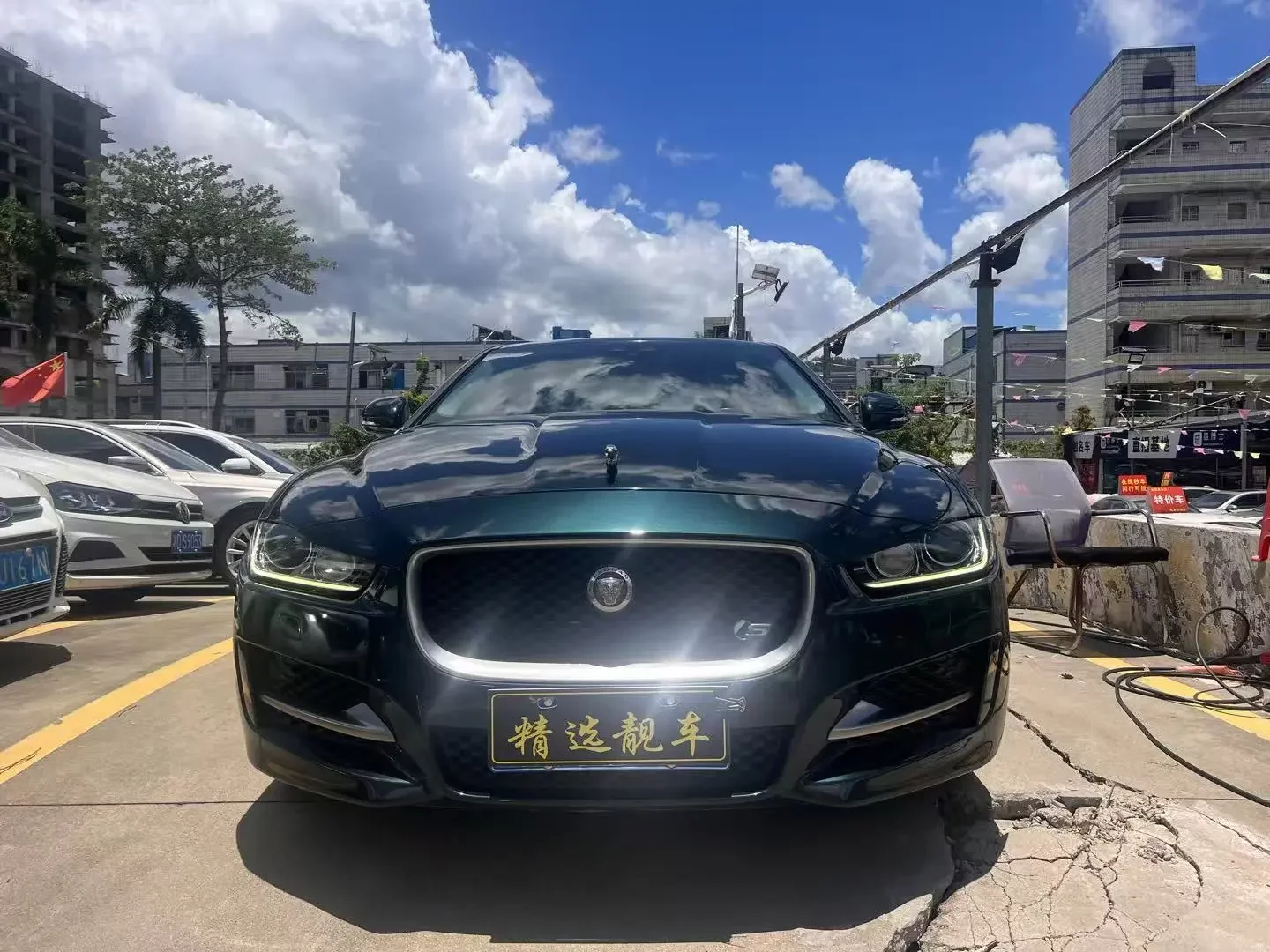 Jaguar XE