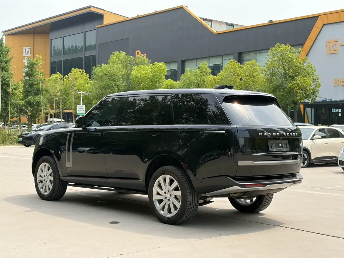 Land Rover range rover