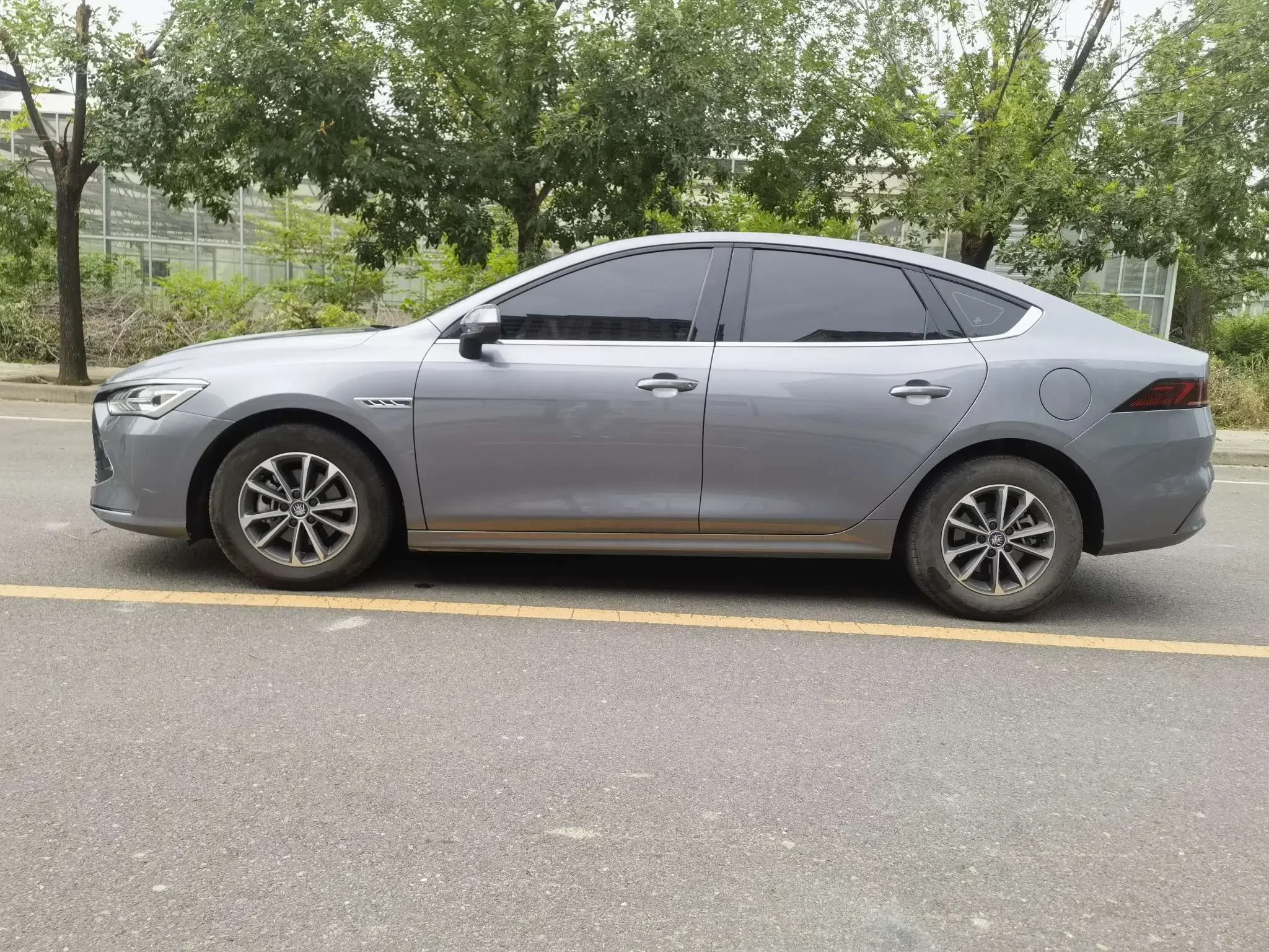 BYD Qin PLUS DM
