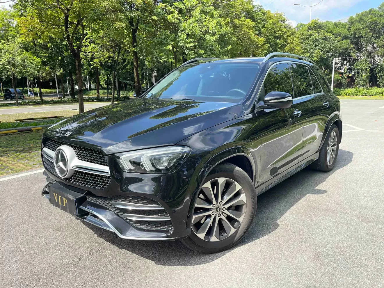Mercedes-Benz GLE (Imported)