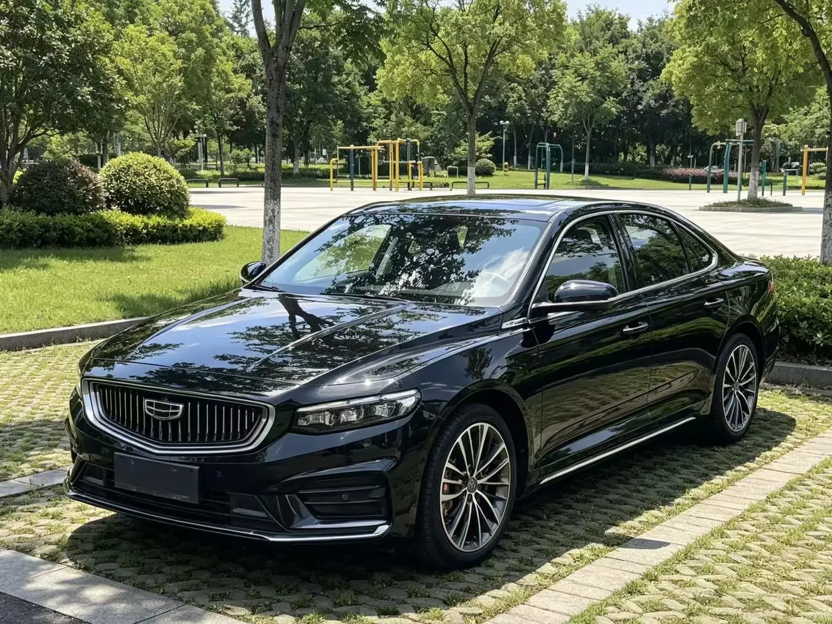 Geely Preface (Xing Rui)  из Китая