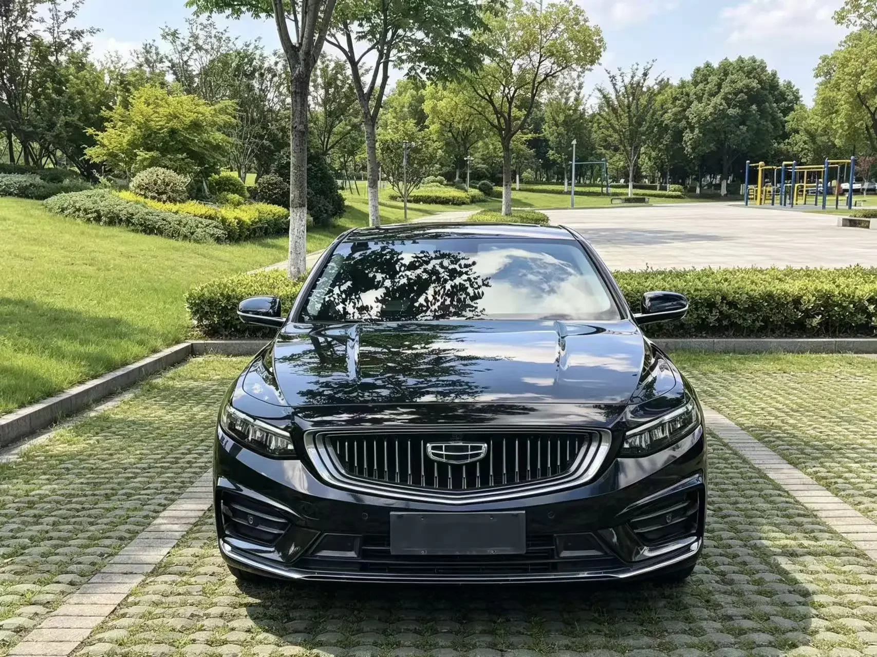 Geely Preface (Xing Rui)  из Китая