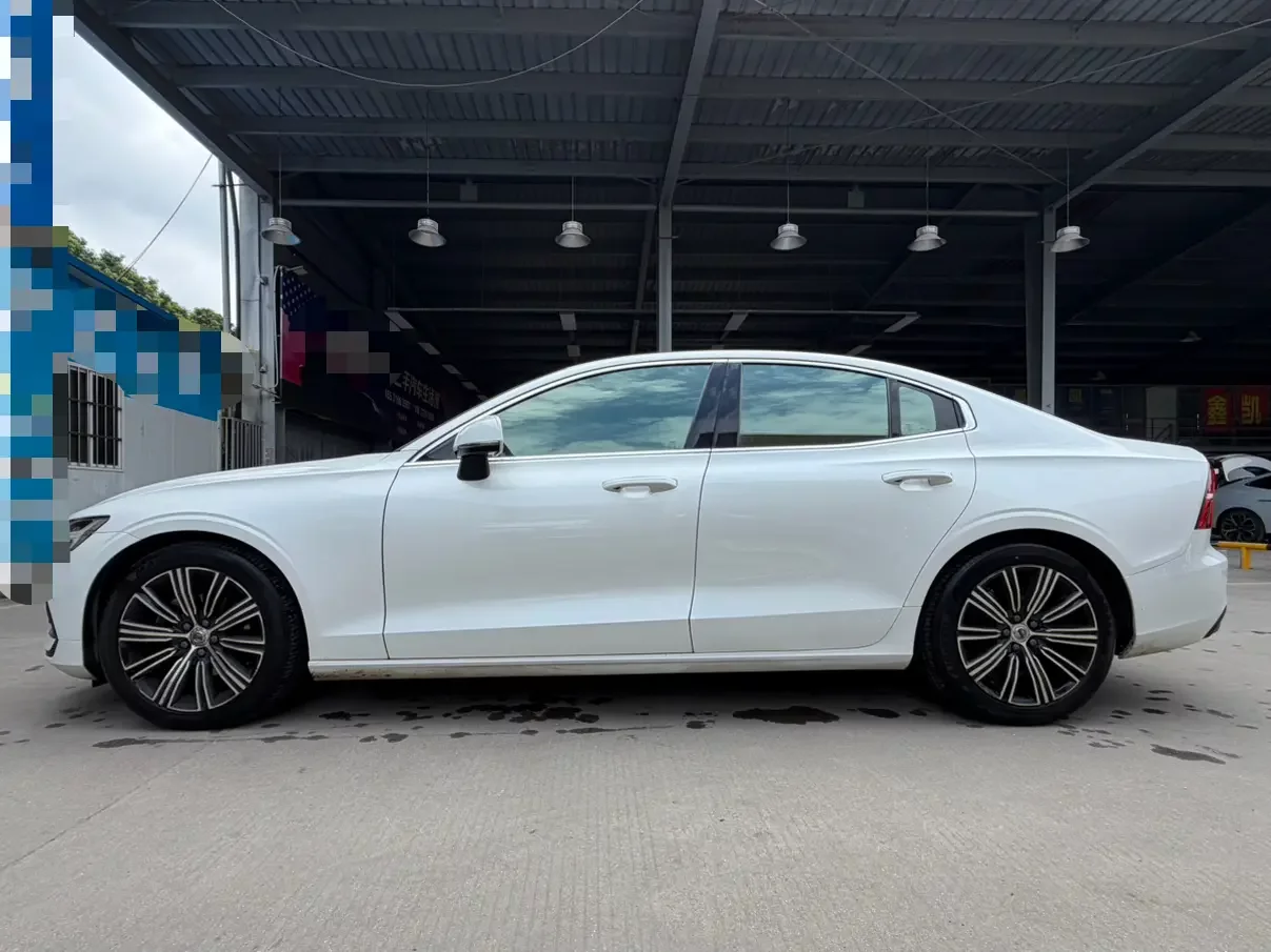 Volvo S60