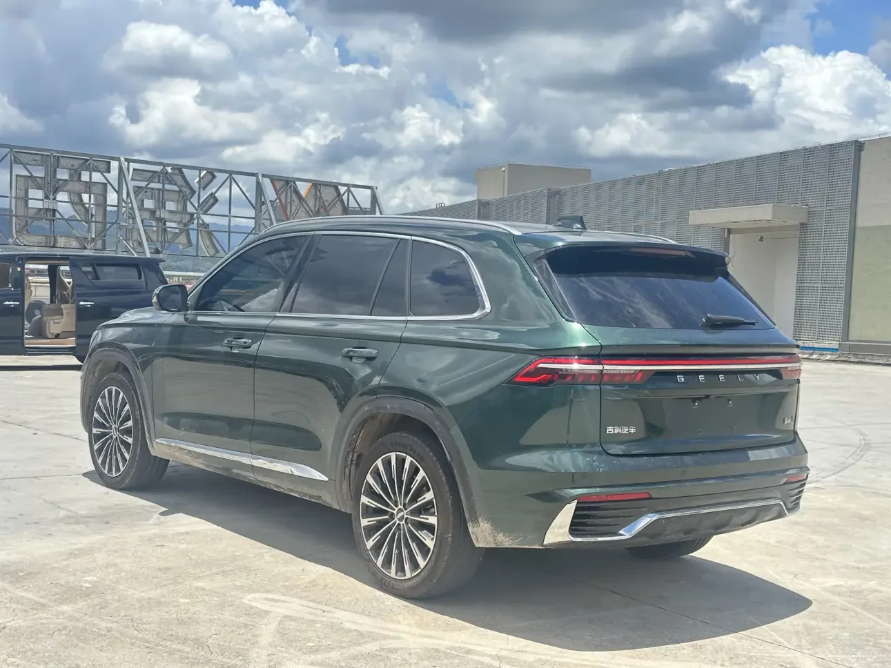 Geely Monjaro