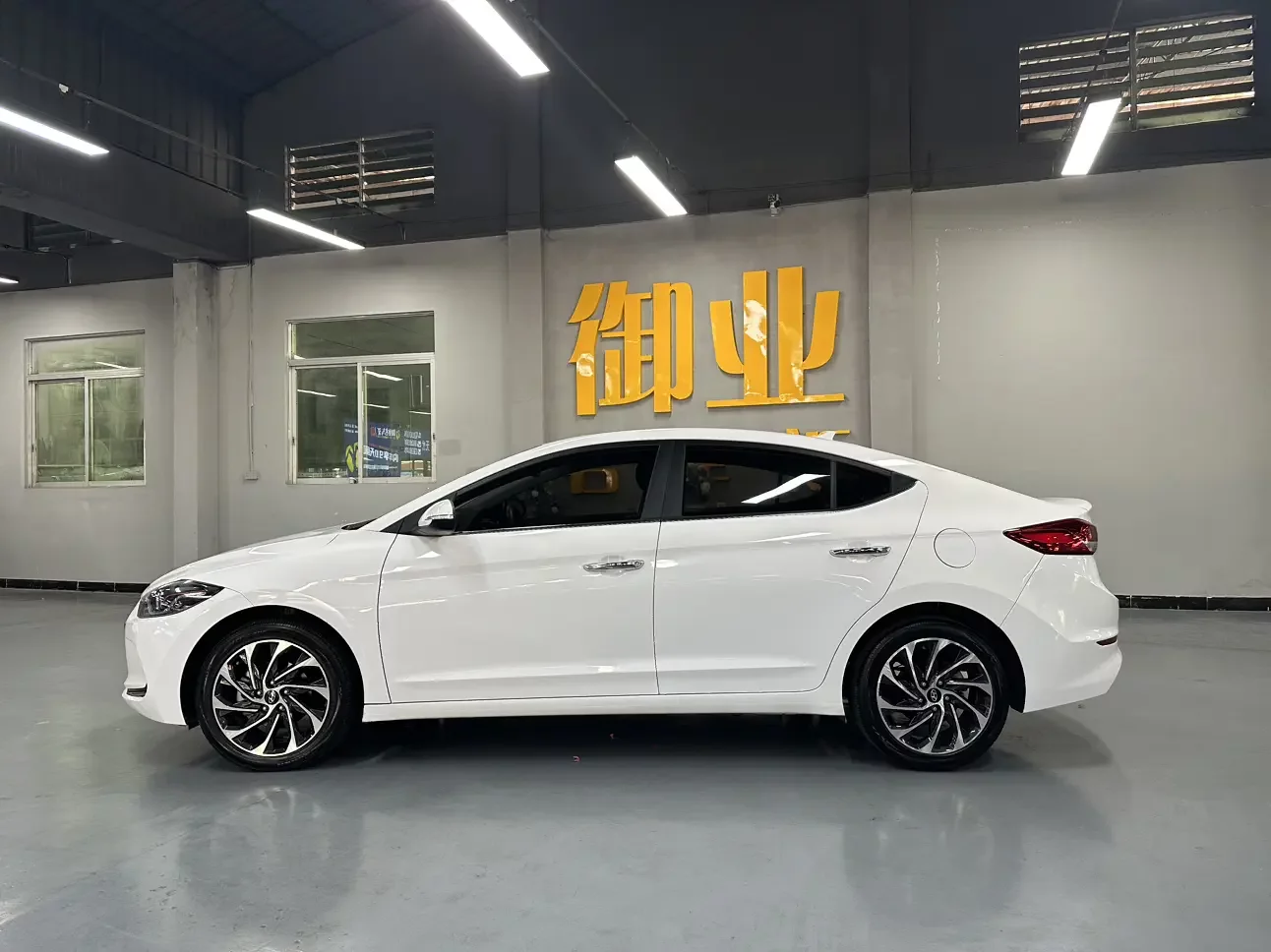 Hyundai lead