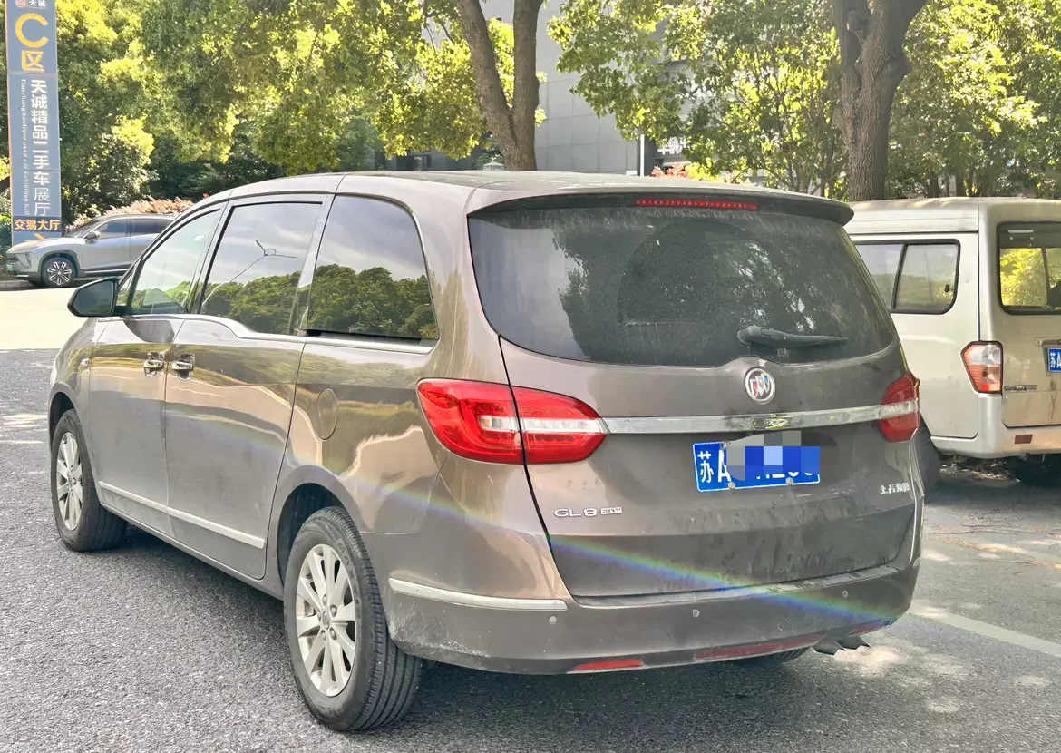 Buick GL8