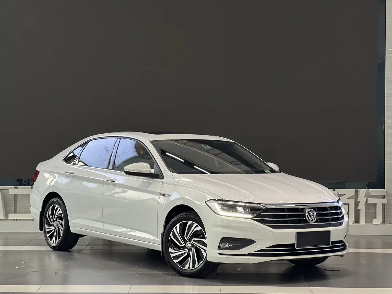 Volkswagen Sagitar
