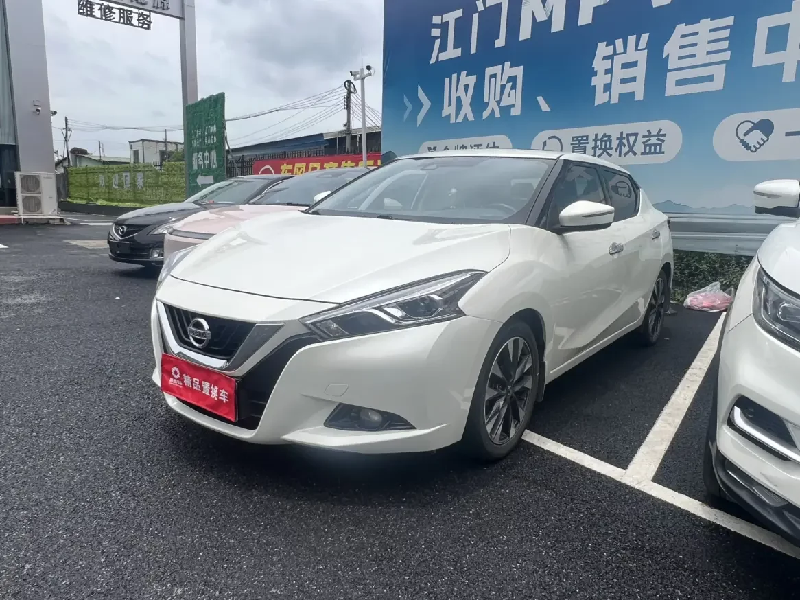Nissan bluebird