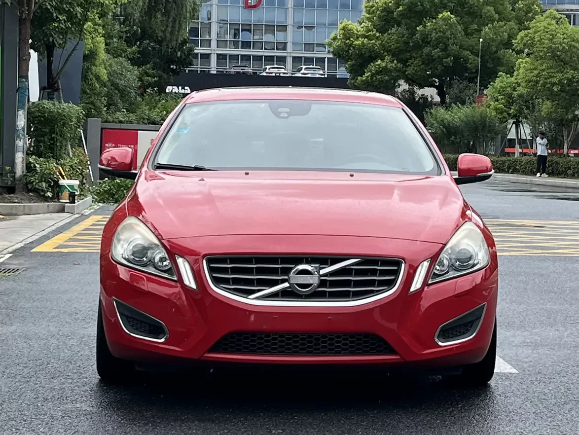 Volvo S60