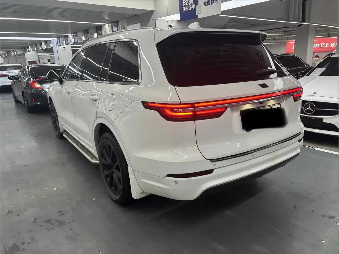 Lixiang ONE