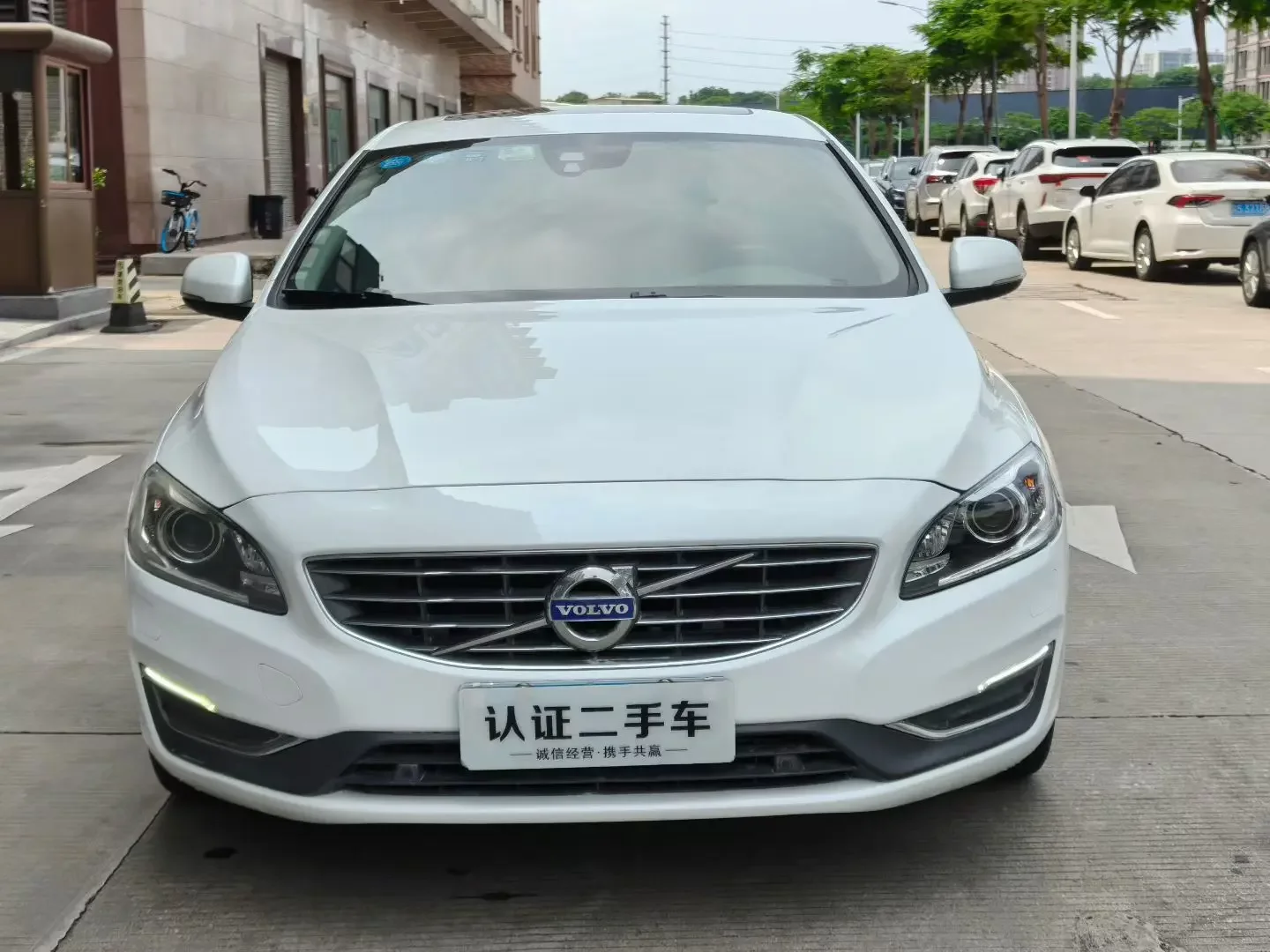 Volvo S60