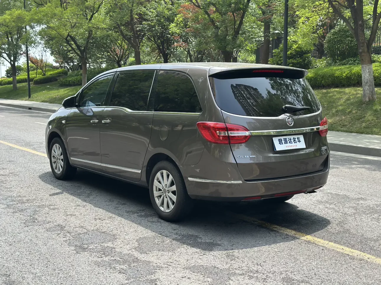 Buick GL8