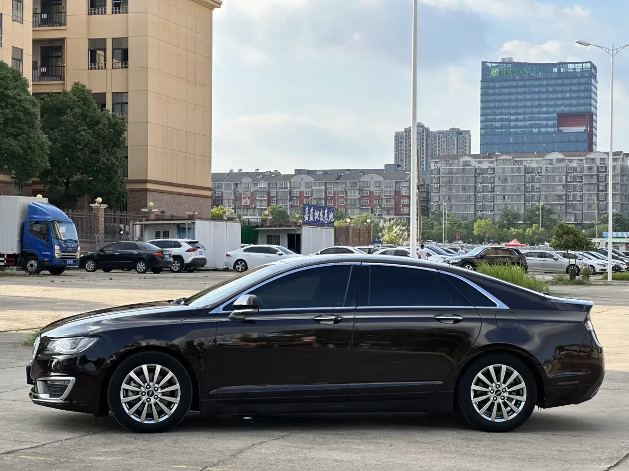 Lincoln MKZ