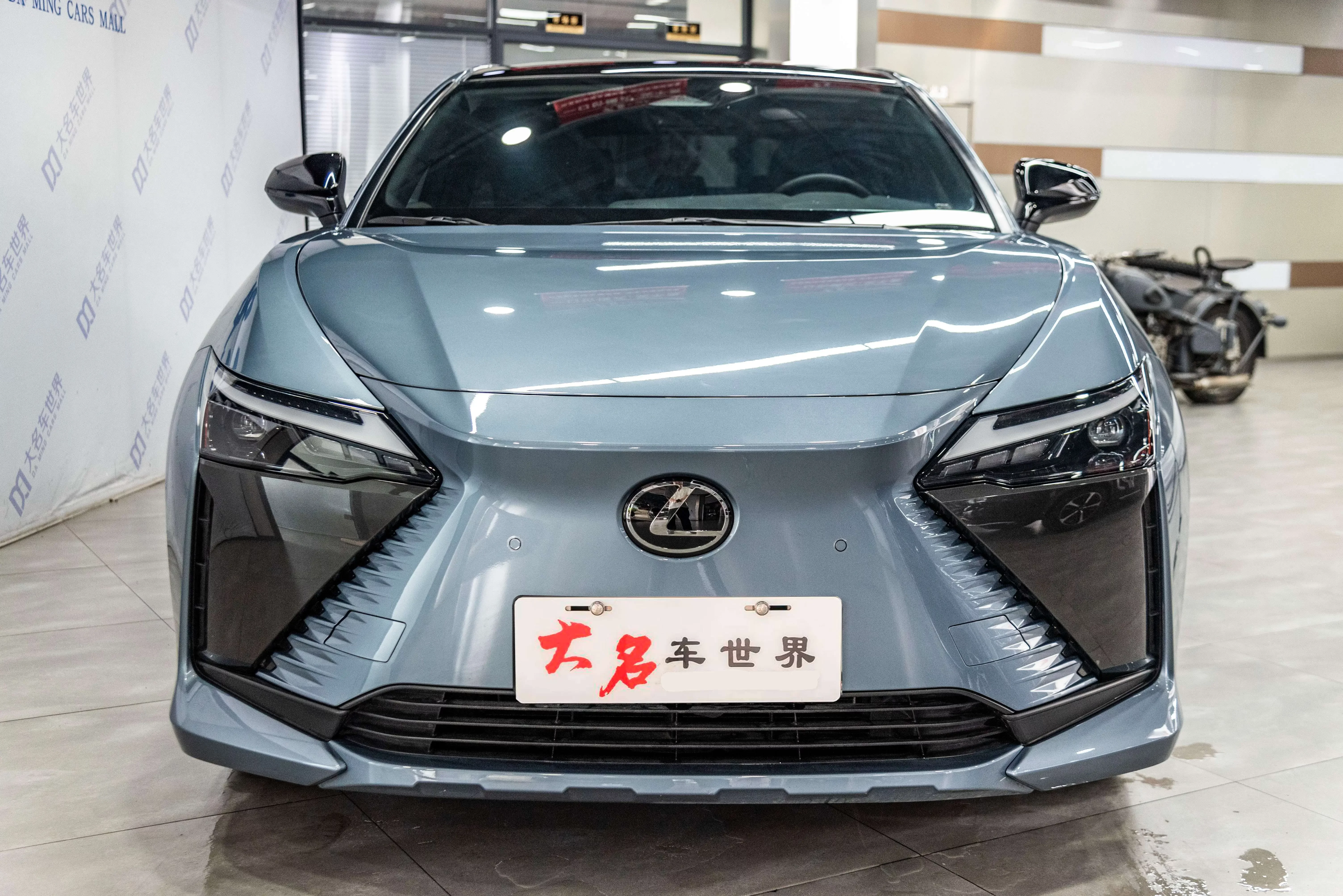 Lexus RZ