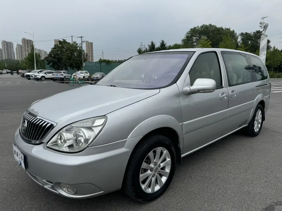 Buick GL8