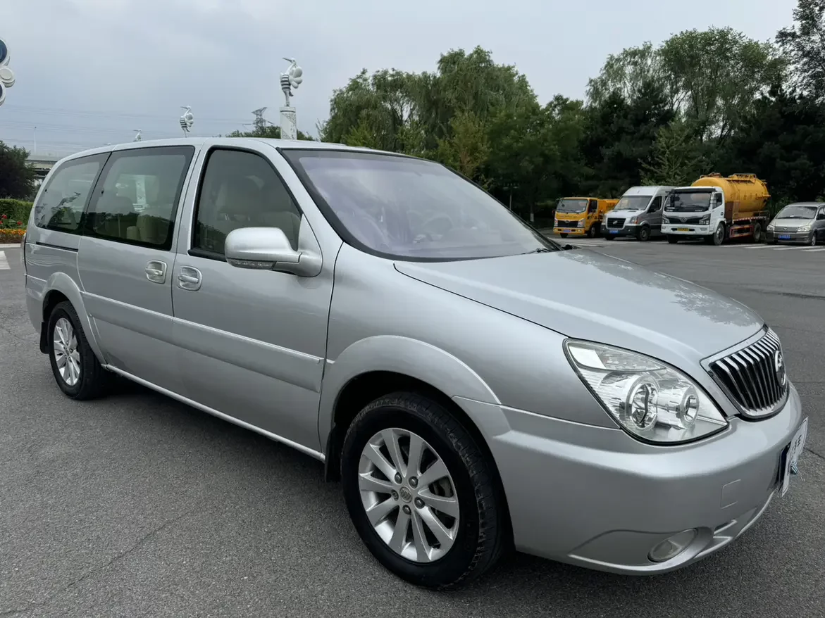 Buick GL8